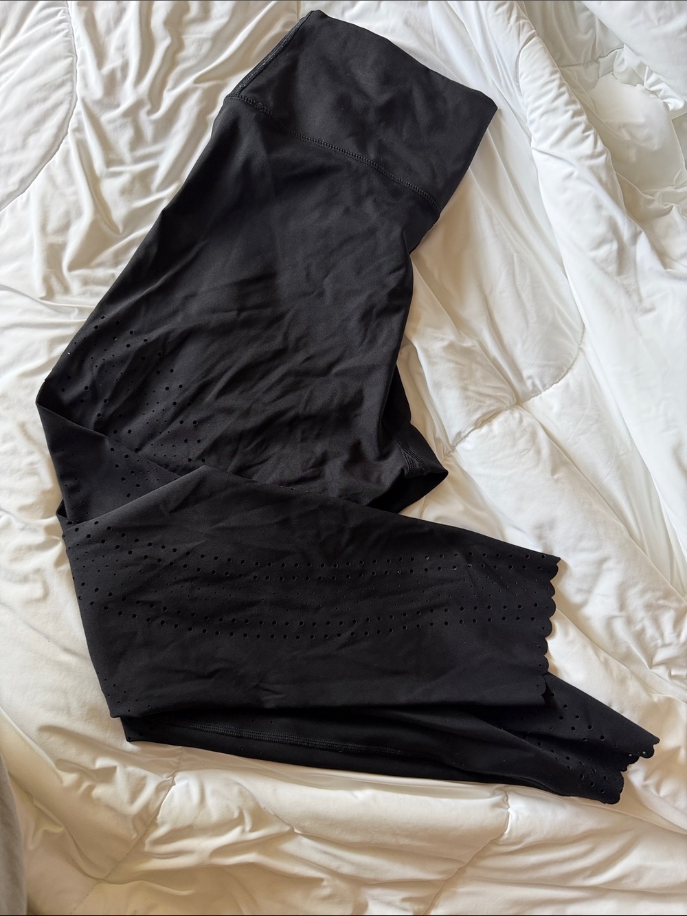 OFFLINE Black Laser-Cut High-Waist Leggings